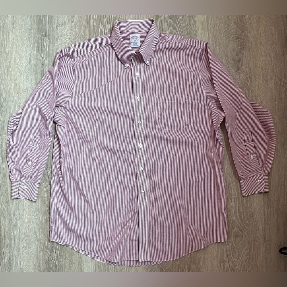 Brooks Brothers 346 Red/White Stripe LS Button Up Sz 17 2/3 Regular Fit‎